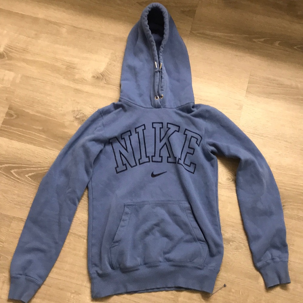 Women’s Nike blue sweatshirt w/ navy detailing